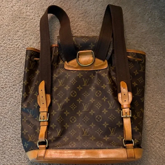 Authentic Vintage Louis Vuitton Dark Brown Monogram Backpack with Dustbag - Picture 4 of 16